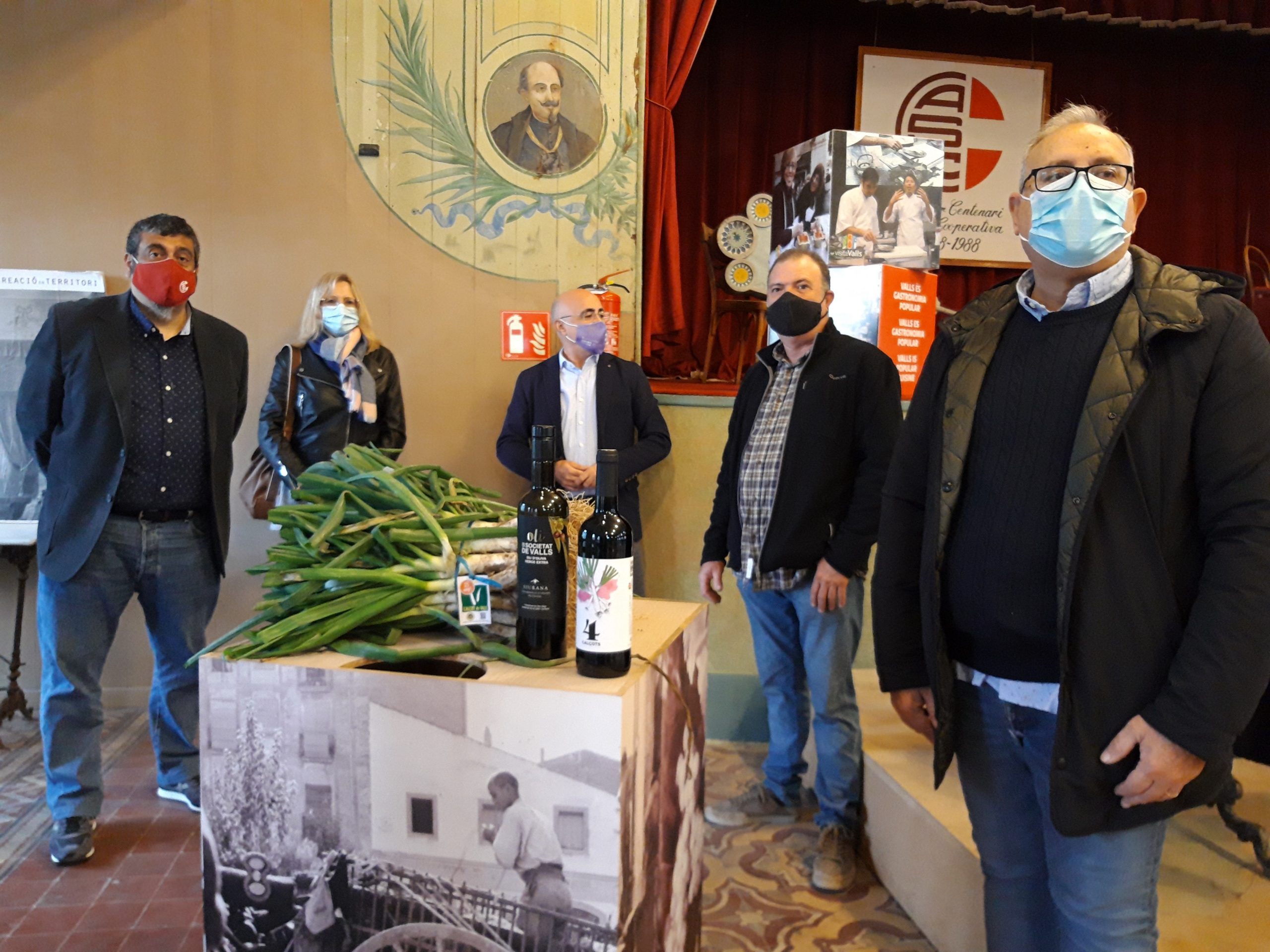 Valls arranca el primer calçot de la temporada